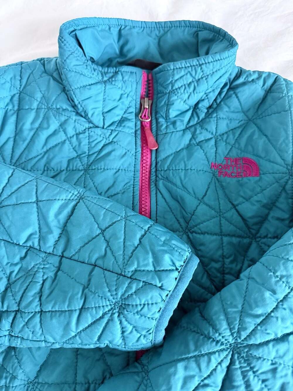 The North Face Quilted Thermal Full Zip Jacket Teal and Pink Pockets